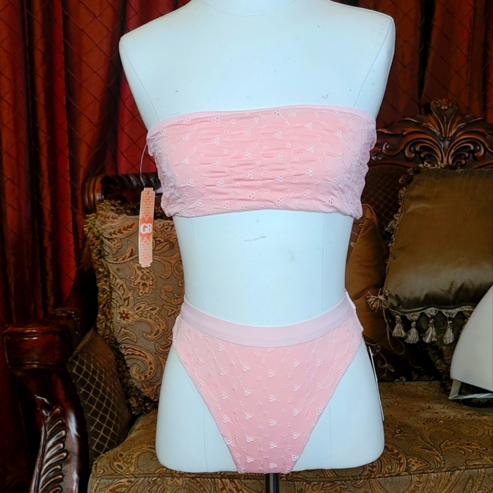 Gianni Bini bikini, size medium top, xsmall bottom, new with tags
